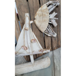 Dřevěná dekorace ryba na provázku s bílou patinou Fish flat - 22*4*28cm