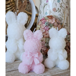 Bílá růžičková svíčka ve tvaru králíčka Rabbi Rose - 7*7*12 cm/ 8h