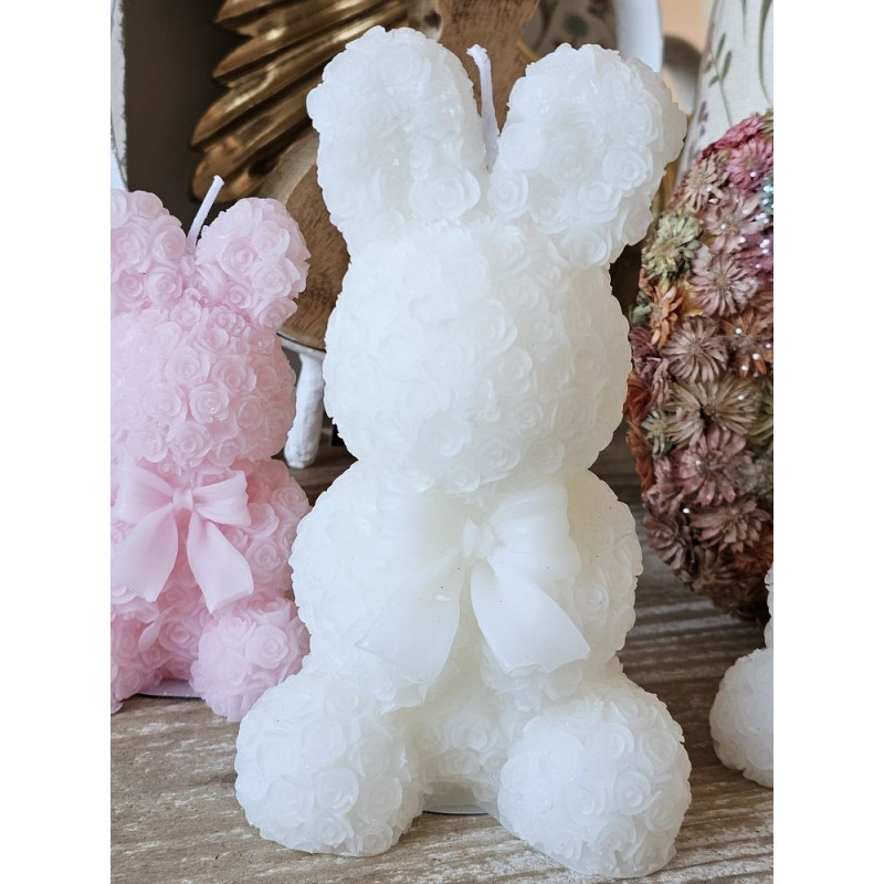 Bílá růžičková svíčka ve tvaru králíčka Rabbi Rose - 9*9*16 cm/ 15h
