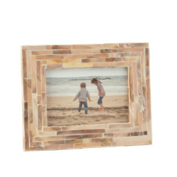 Béžový fotorámeček zdobený mušlemi Shells - 22*2,5*17/ 10*15 cm